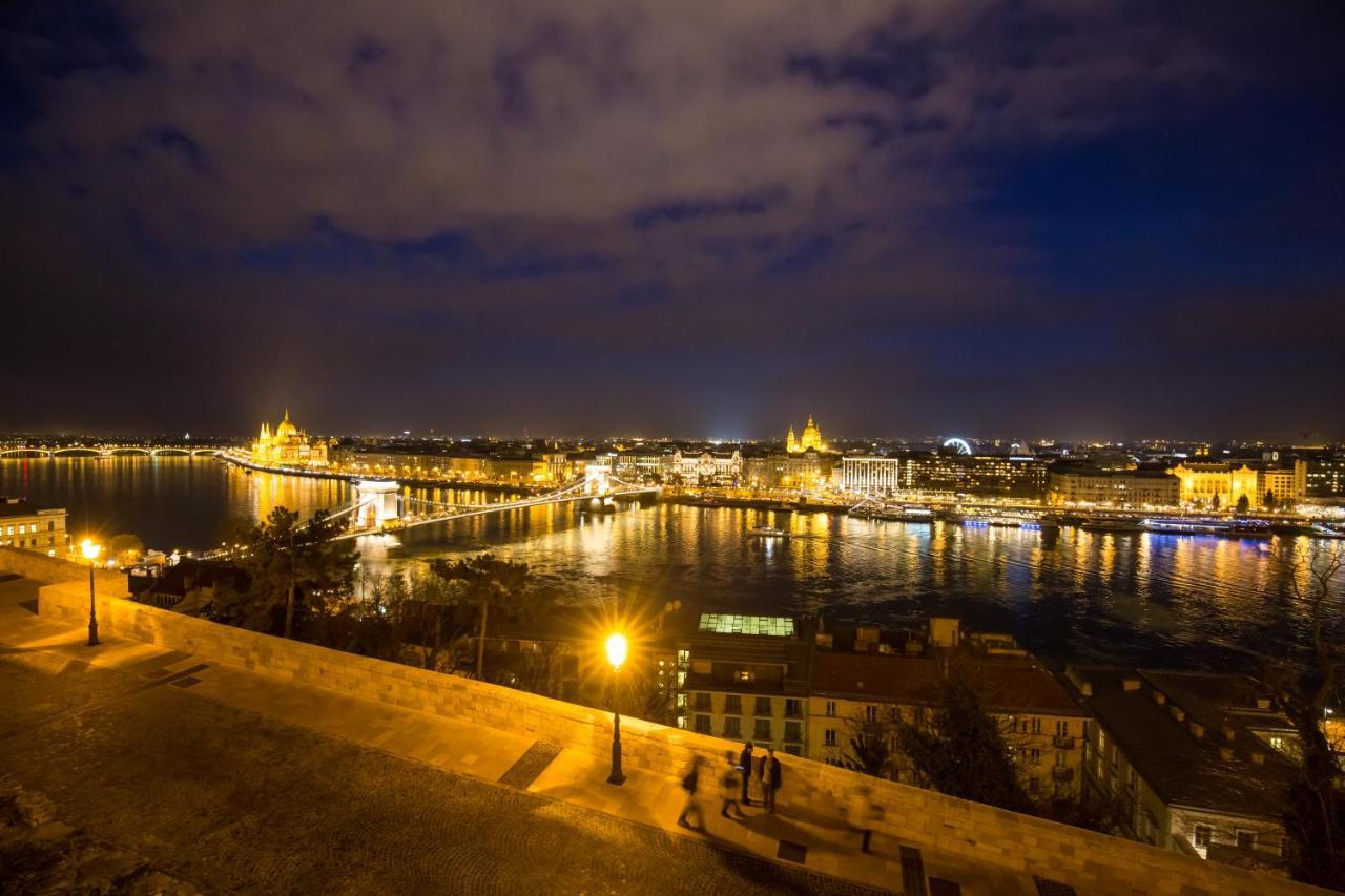 Elegant Apartment With Buda Castle View Budapest Kültér fotó
